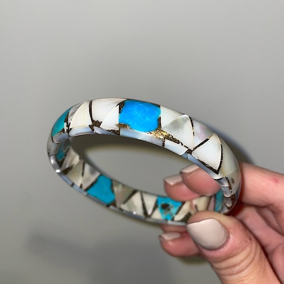 Real turquoise bracelet!! - Picture 2 of 3